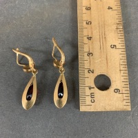 Pair of 18ct Gold & Garnet Drop Earrings - 3