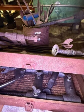 Valve Spring Compressing Tools