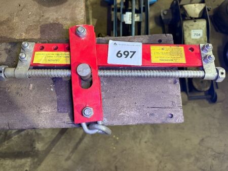 Engine Removal Leveling Tool