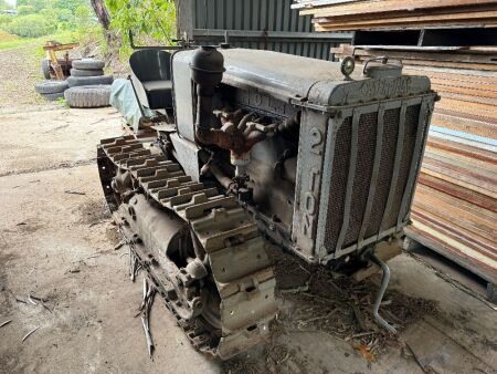 1925/26 Caterpillar 2T crawler tractor in running condition