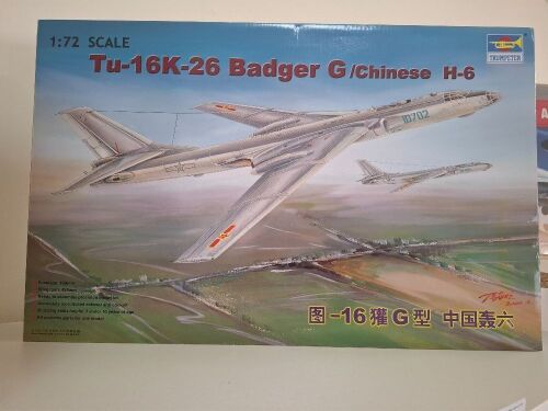 Trumpeter Tu-16K-26 Badger G/Chinese H6 1:72 Model Plane