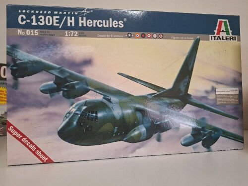 Italeri C-130E/H Hercules 1:72 Model Plane