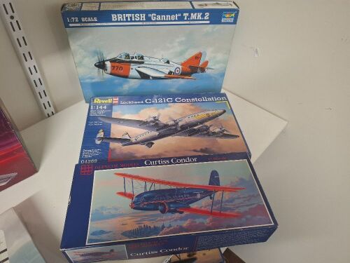Trumpeter British Gannet T.MK.2 1:72, Revell Lockheed C-121C Constellation 1:144 & Glencoe Models Curtiss Condor 1:81
