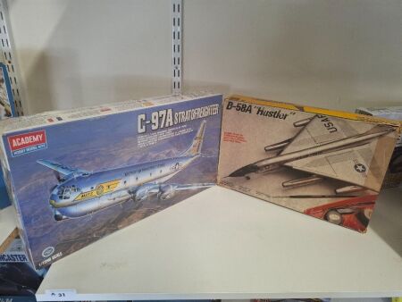 Academy C-97A Stratofreighter 1:72, Testors B-58A Hustler