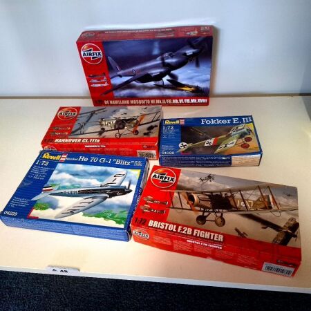 Airfix De Havilland Mosquito NF.Mk.11/FB.Mk,V!/FB.Mk.XV111, Airfix Bristol F.2B Fighter, Revell He 70 G-1 Blitz, Airfix Hannover Cl.111a & Revell fokker E.111