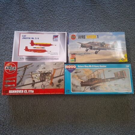 4 Model Aeroplanes 1:72 scale