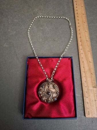 925 Serling Silver Pendant with Labradorite Stones on 925 Chain - 35g
