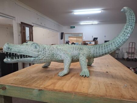 Stunning Brass Crocodile Feature Piece
