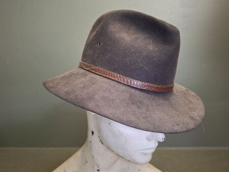 Akubra Hat - Made in Australia - Size 55