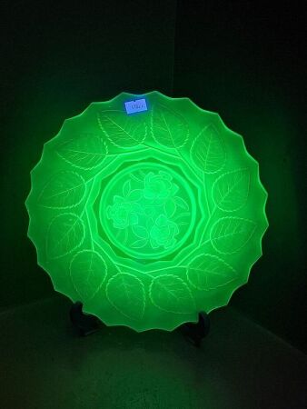Green Uranium Glass Frosted Plate