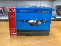 2 Comercial Carrier Aeroplane Models - 6