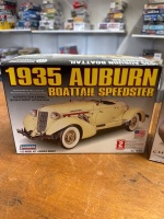 2 Lindberg Model Cars - 2