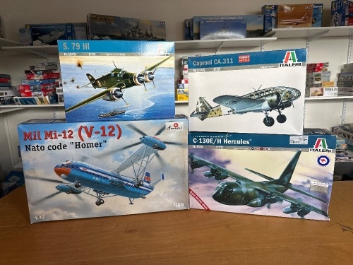 4 Model Aeroplanes