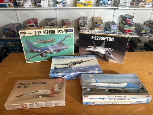 5 US Military Model Aeroplanes