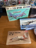 5 US Military Model Aeroplanes - 2
