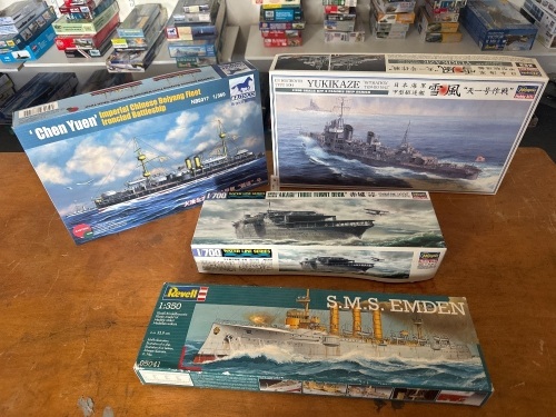 4 Model Battleships