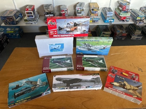 8 Model Aeroplanes