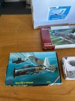 8 Model Aeroplanes - 2
