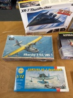 8 US Military Model Aeroplanes - 2