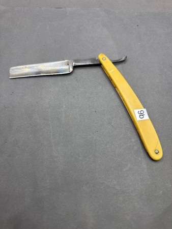 Harrington Pet Germany yellow handle cut throat razor