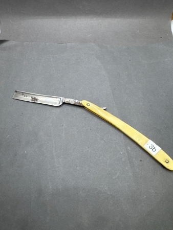 Porter Germany yellow handle cut throat razor