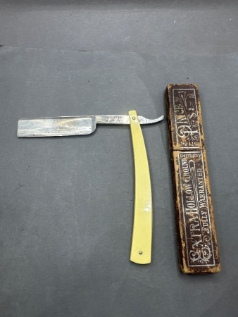Blue Steel Germany yellow bone handle cut throat razor iob