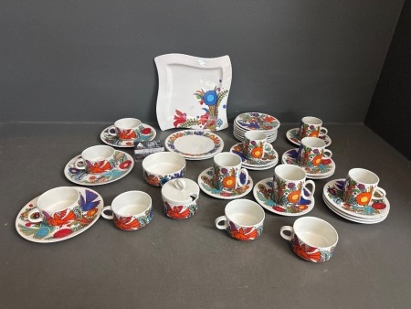 Large Assortment Vintage Villeroy & Boch Acapulco Dinner Ware, Made in Luxembourg