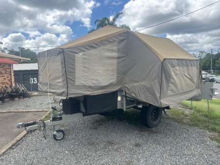 Camprite Off Road Camper Trailer, 2003, Model TL8 - Includes Awnings & Walls - Australian Manufacturer in WA - Clean PPSR - Length 4.9M - 10% BP