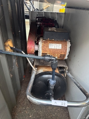 Twin cylinder single phase air compressor