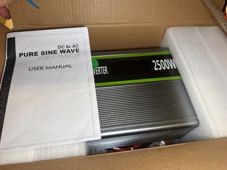 Pure Sine Wave Power inverter &ndash; as new in box