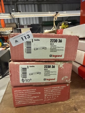 3 x Satellite 10w quartz halogen G4 lamps - as new in box