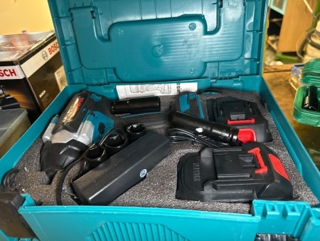 Onevan battery powered rattle gun with sockets