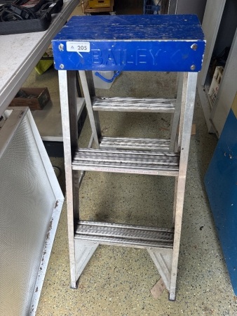 Aluminium step ladder - qty choice 205, 206