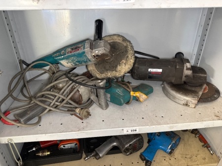 Shelf lot of electrical power tools