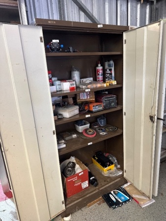 Metal storage cabinet - qty choice 237, 238