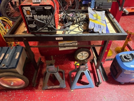 Lightweight trolley on castors