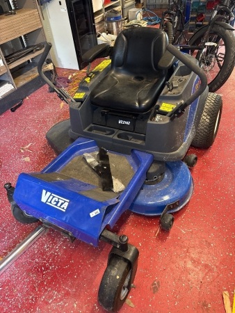 Victa zero turn ride on lawnmower &ndash; Intek 21 hp petrol engine - turns over but Unsure of further working condition