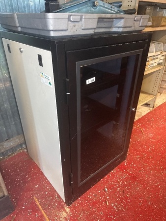Computer/electrical storage cabinet