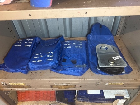 4x snatch block pulleys as new &ndash; 8000 kg capacity