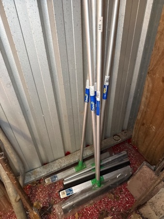 5x Squeegees