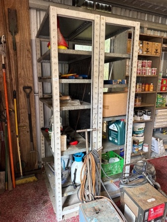 2x shelving units