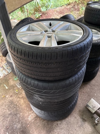 5x Ford tyres and rims