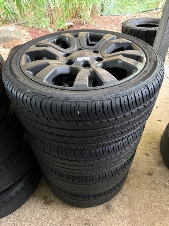 4x Ford rims and tyres
