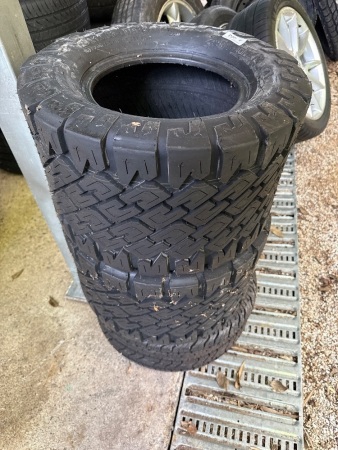 3x Assorted tyres - ATV/buggy/mower ?