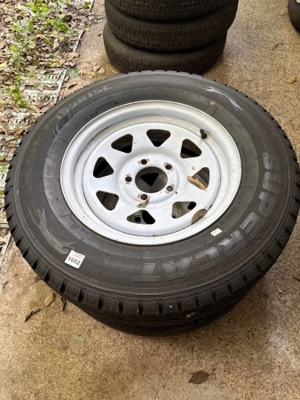 2x rims and tyres