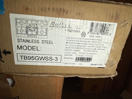 Technika Bellissimo 5 burner gas cooktop - as new - boxed