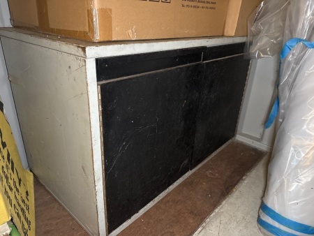 Metal storage cabinet
