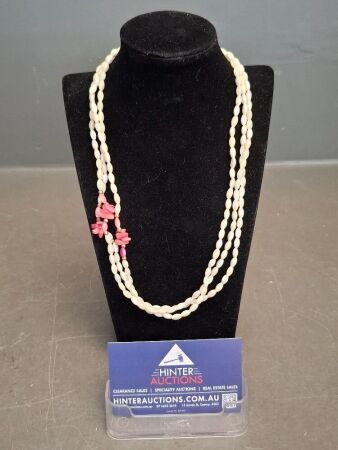 Vintage Japanese Possibly Momo Coral & Mother of Pearl Strand Necklace