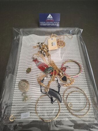 Lot of Fashion Jewellery
