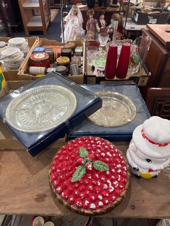 Mixed Lot - Incs 2 Boxed Serving Platters